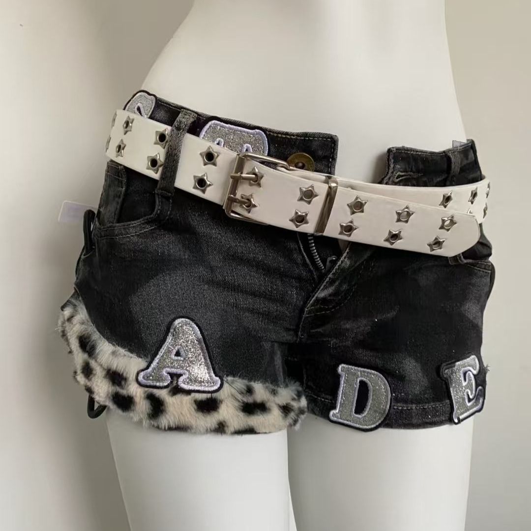 Street Fashion Girl - Y2k bordado remendo denim shorts mulher