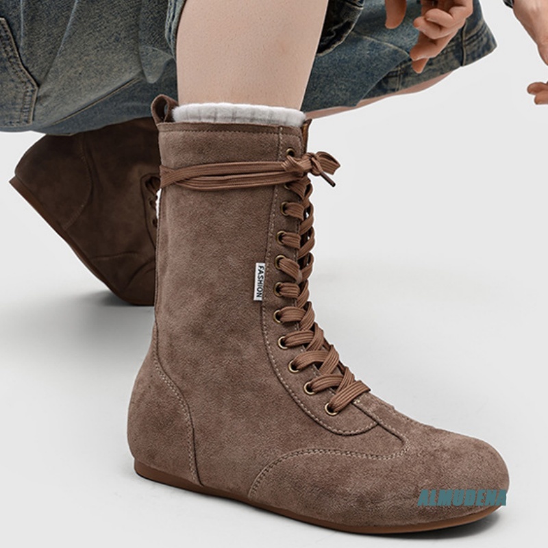 Street Fashion Winter 2026 - Botas Masculinas de Camurça Cano Médio